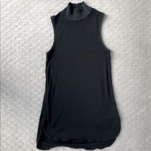 Splendid Mock Neck Sleeveless Top